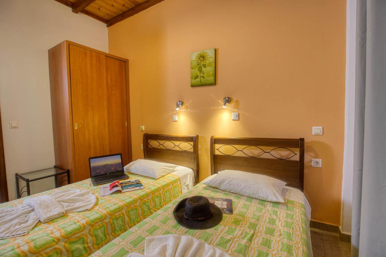 Christinas Apartments Agios Matthaios (Corfu) Exterior foto