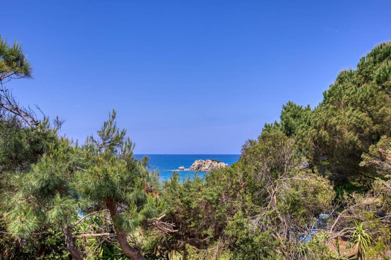 Christinas Apartments Agios Matthaios (Corfu) Exterior foto