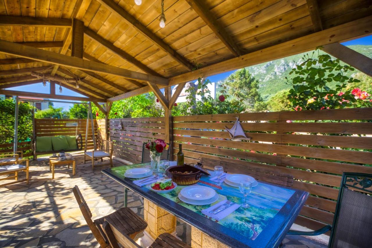 Christinas Apartments Agios Matthaios (Corfu) Exterior foto