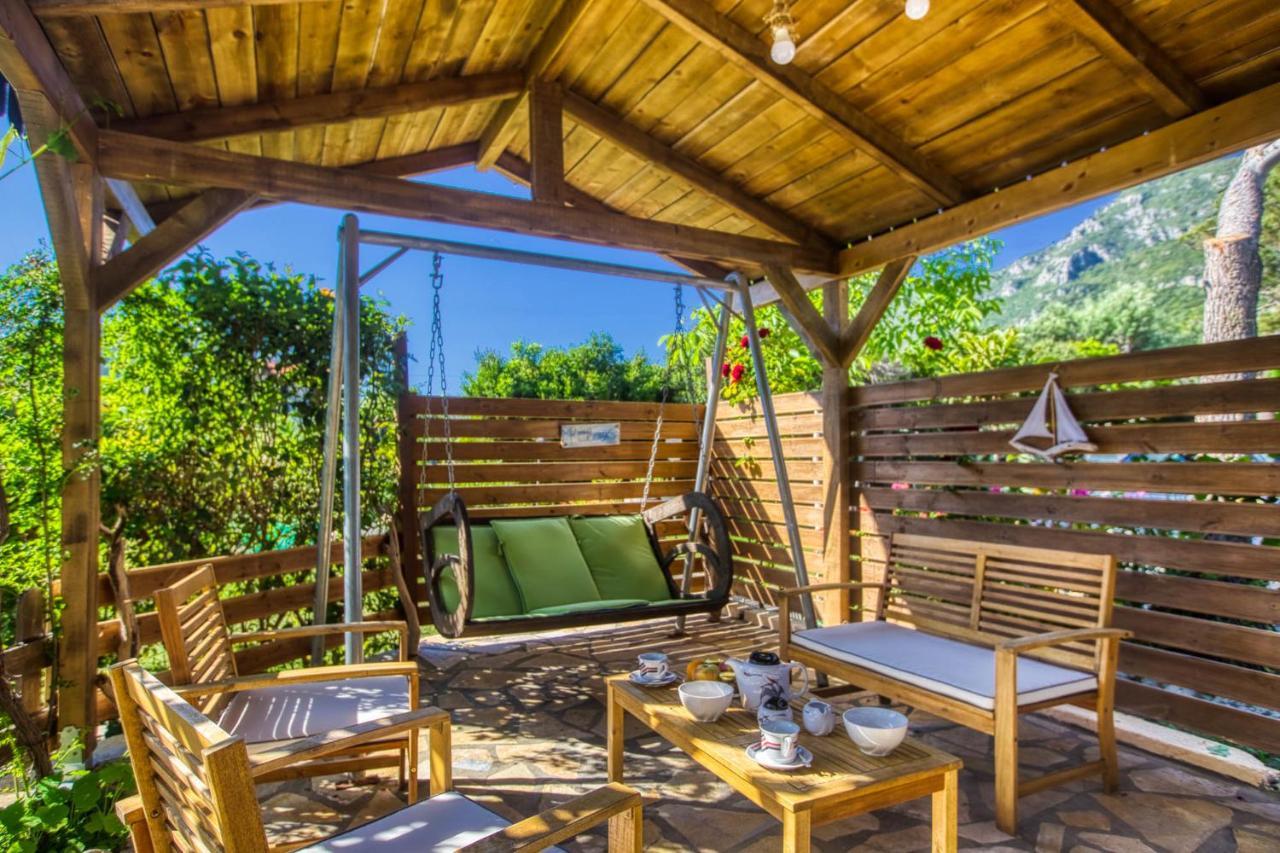 Christinas Apartments Agios Matthaios (Corfu) Exterior foto