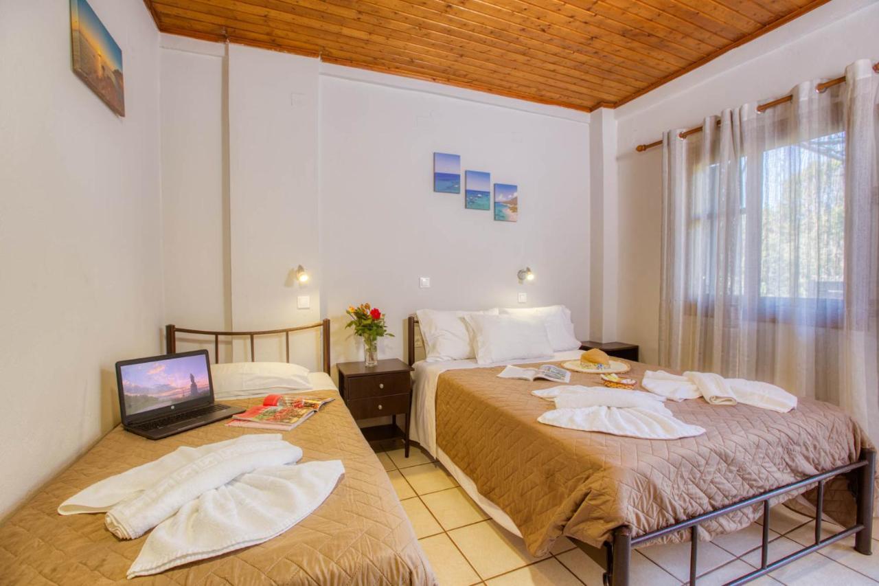 Christinas Apartments Agios Matthaios (Corfu) Exterior foto