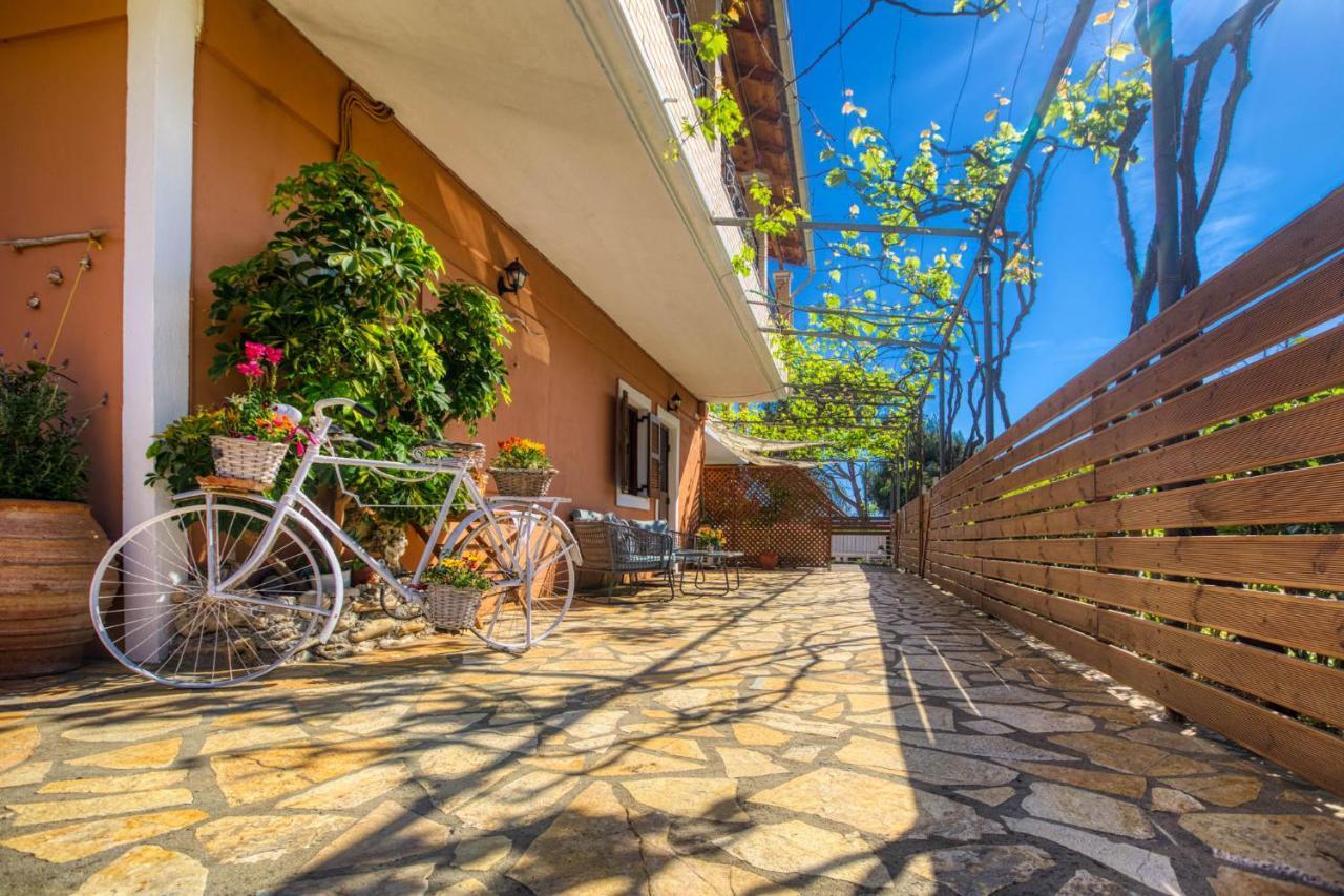 Christinas Apartments Agios Matthaios (Corfu) Exterior foto