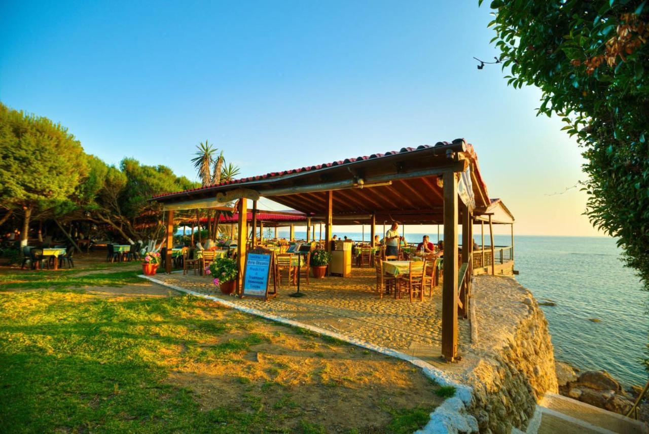 Christinas Apartments Agios Matthaios (Corfu) Exterior foto